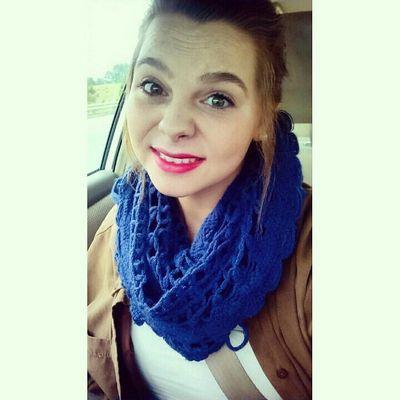 hi, the names Lauryn well I'm 21 , I'm engaged and I love rock music, crown royal and playing pool, I'm pretty laid back and like to have a good time.