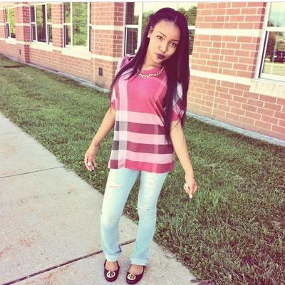Rihanna's little sister❤️