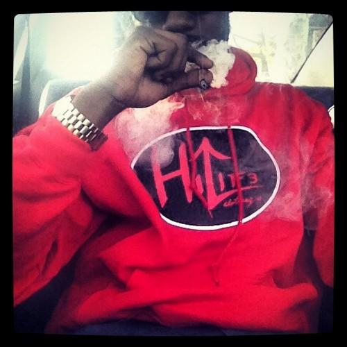 HiliF3_CloCo's profile picture. #TFB #F4F #LivHiBeYou GET YOURS NOW!!!!! #HiLifeClothingCo #LivHiBeYou #Stoner #420 #LegalizeIt #MGVW