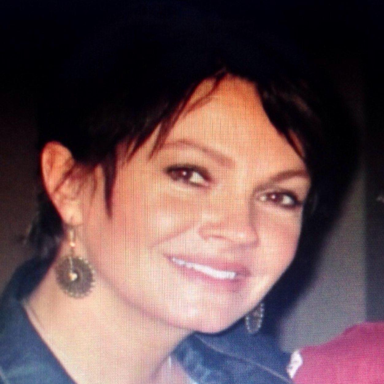 andi00bond's profile picture. 