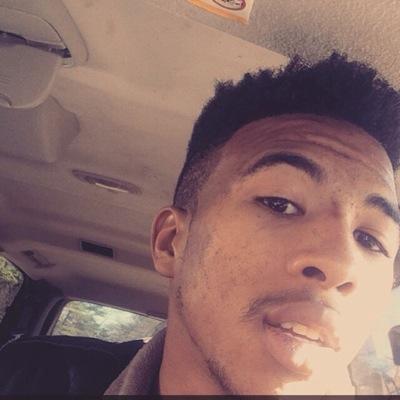 God first !!
Kik cjwilliams27
Gemini
Mind over matter
Everything happens for an reason
FREE MY DAY ONE