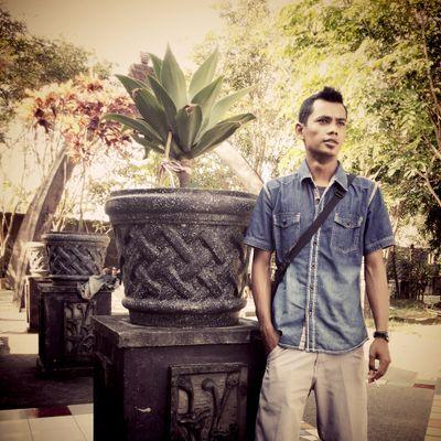 SeptaYahya's profile picture. sister ... you need to be healed