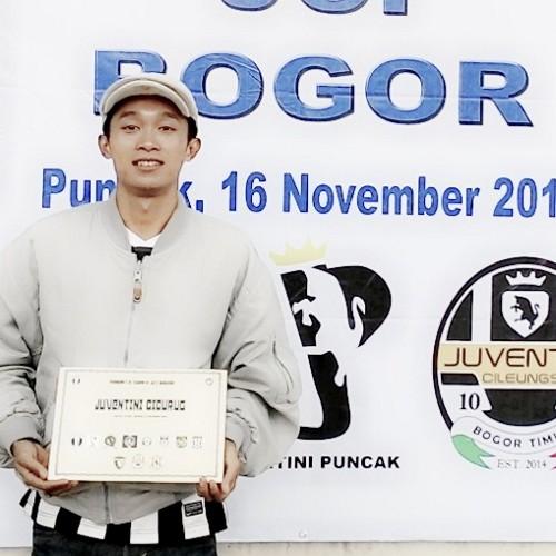 isa_almagribi's profile picture. W memang bukan org kaya tpi hobi w mahal