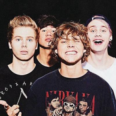 2 GIRLS MAKING IMAGINES AT 4 CUTE IDIOTS @mgcxfood/@pxnkrxck_5SOS We Make Imagines Daily For the 5SOS fam Please turn on our Notifications for DM's Too