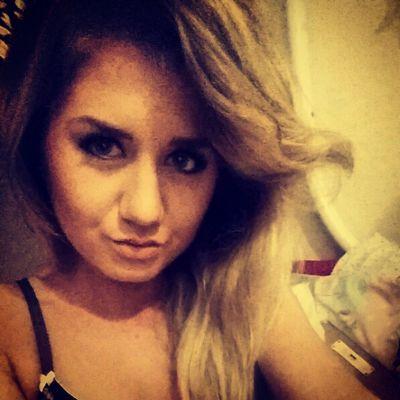 JodieEmmaLee's profile picture. The future belongs to those who believe in their dreams..❤ 
Instagram- @Jodieemmalee