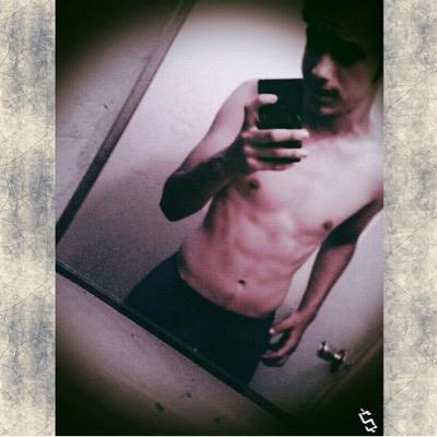 follow me on ig yeah? @_iamjesse__ LIFE is like a BITCH a bitch is like a HOE, hoes want the MONEY, money comes and GOES skating is life bruh
est.99