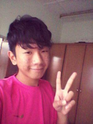 Hello everyone im just a normal person like you all i hope we can cheerful everday*^O^*                       FIGHTHING !!