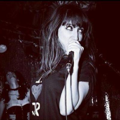 fan_morgade's profile picture. 'Hablo, y mi boca es tan libre como las orejas de cada personita de este mundo. No me calles; no me escuches y listo'