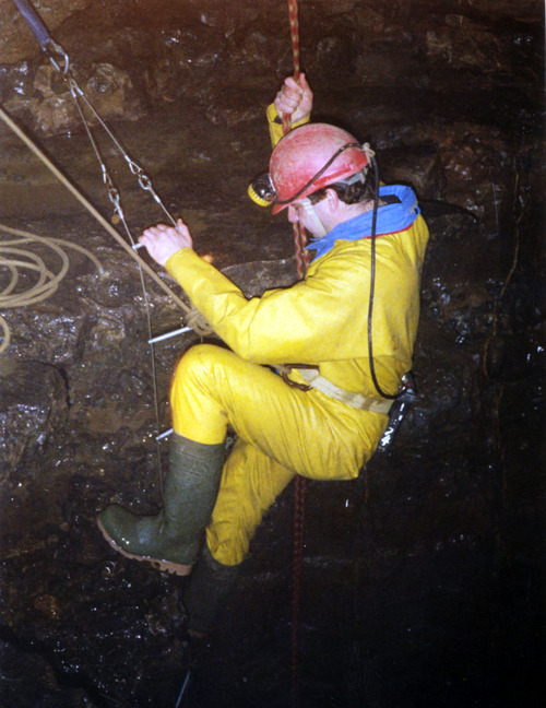 PeakPOTHOLING's profile picture. POTHOLING INSTRUCTION at ROCK LEA POTHOLING CENTRE, Hathersage.