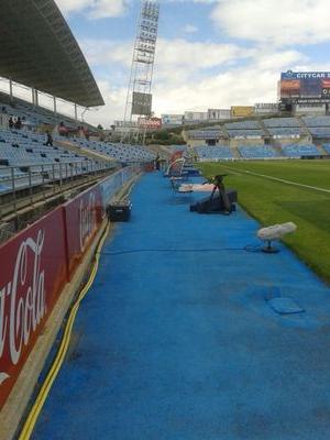 👮‍♂️👮‍♂️⚽️⚽️⚽️🏟🏟🇪🇦🇪🇦