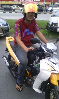► Shahiry | 15 | 29 March ◄

wechat id .. Shahiry_ery46 . follow my insta ery_sempoi