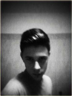 A minecraft streamer: JustHuskyMC and a big fan of Bodil40, Simonhds90, GamingFelix and all the friends. Gonna start a youtube channel in April.