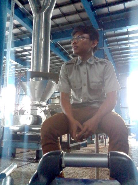 *♥ اللّهُ SWT ♥ MUHAMMAD SAW ♥  XII AV 1910 stronk I BHATRIX I•Pribadi yang selalu berusaha untuk berpikir positif, percaya diri dan optimis• *ARIES* 19950401 #
