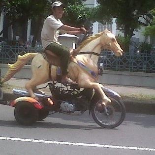 KalemUjang's profile picture. menghormati menyayangi sesama