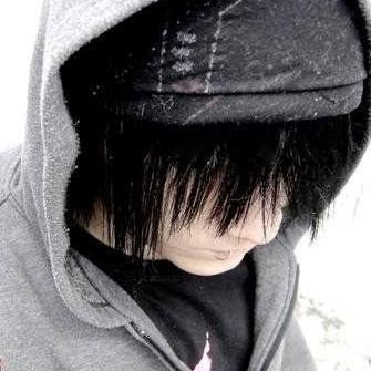 emocore_junior's profile picture. E.M.O é ☆ Um orgulho... ☆ Um viciu.... ☆ Uma tradição... ☆ Um estilo... ☆ Um poder... ☆ Um estranho... ☆ Um sentimental... ☆ Um ser... ☆ Um inexistente...