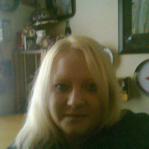 mnd4eva's profile picture. 