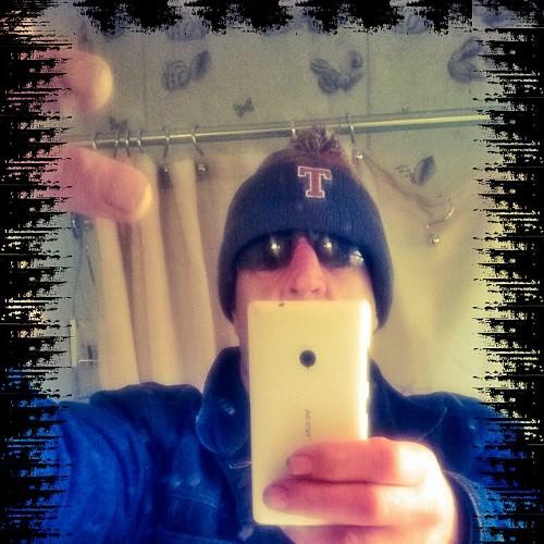 Grandfather Artist  I want to change the world  I believe that by trying we do. Need to help plus resolved fear of success issues...fund raiser with tunnel .buy