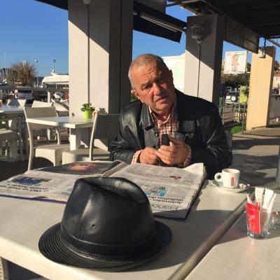 MainroMat's profile picture. 