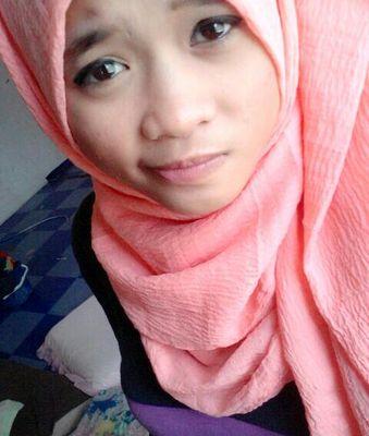 bellamail9858's profile picture. 