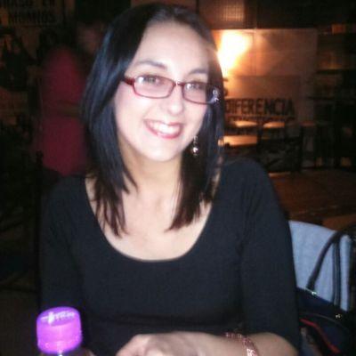 educadora en sename. estudiante de trabajo social. enamorada de mi Aurora, amiga de mis amigos y fiel a mis convicciones :) La vida es una constante lucha!