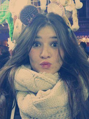 Pablo Alboran 💜 
Fan y mejor amiga de Vicky. Desde este momento, te prometo un hoy todos los dias(: