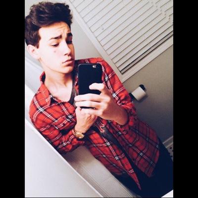 remembewhnjacob's profile picture. i hope i made you smile, bc you deserve your follow ~ @irwinftsugg