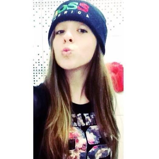 Diante do fim da vida não abro mão
Quero a bandeira do inter no meu caixão ⚽️⚽️