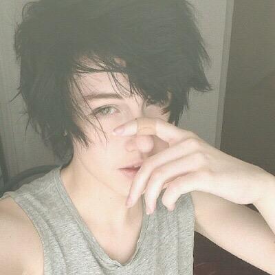 ✌️ jayden ~ transgender ~ gay ~ real life ~17 ✌️ ❤️@SatansBlxxd❤️