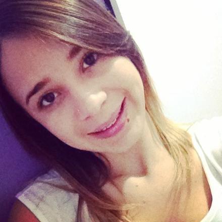 Nα bσcα dσs fσfσqueiirσร viireii celebridαde
Mαiiร prα fαlαr de miim tem que ter criαtividαde (y)
mundo giira e bota tudo no lugar ! '   - o