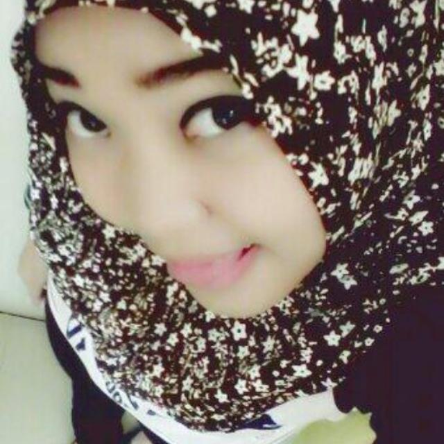 ShifaaUchul's profile picture. Alumni SMA NUSTANK 28