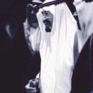 احضني خلصني من مشاعر الضياع الي احس فيها شدني لك .'(