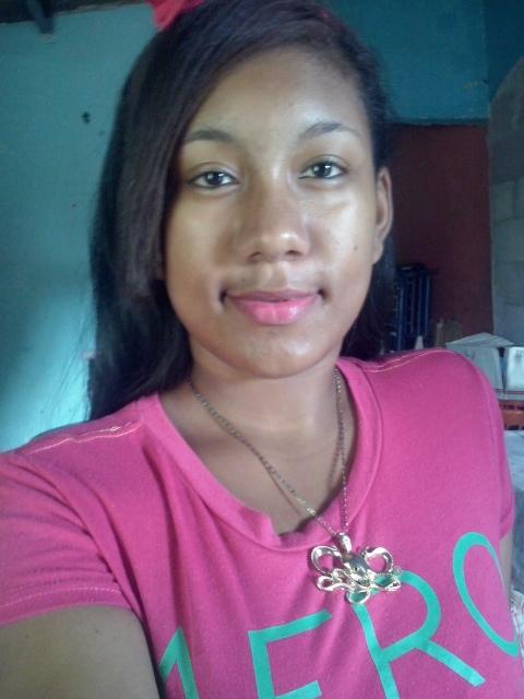 hola... me llamo luisa y kiero hacer amigos,soy liinda,amistosa,shevere...pasiva ...         mi whatsapp 69458507