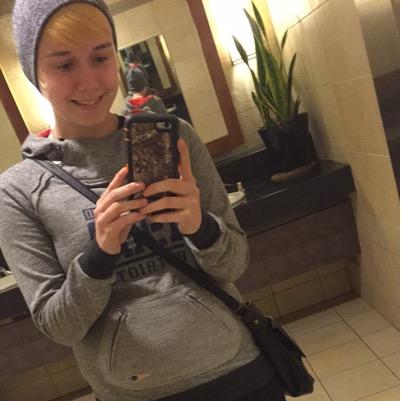 blinkfan1eight2's profile picture. Nineteen & a freshman in college. Member of the Iowa National Guard. Hooah.