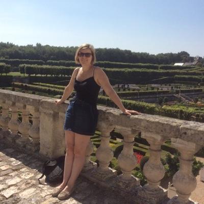 Self-taught builder, plumber, carpenter, roofer, tiler, painter & decorator. Newbie blogger, occasional pianist...
