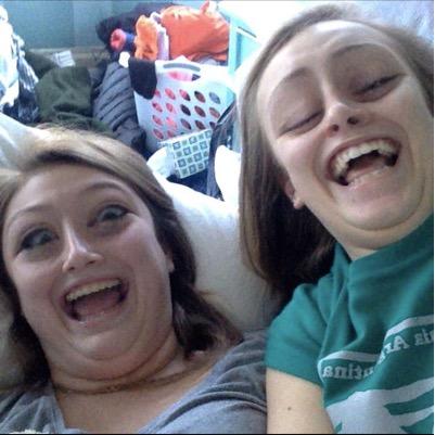 itsgemyo's profile picture. 