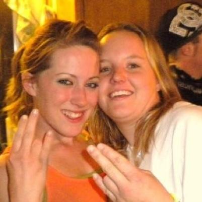 llaree16's profile picture. life has many twists and turns. still trying to figure out which ones to go down.