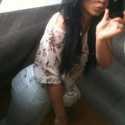 Hola Sonrie aunque la vida te de la espalda ;) en instagram me puedes encontrar por @mariel2099 gracias por el agrege mi wthsapp 5519375250 ;)