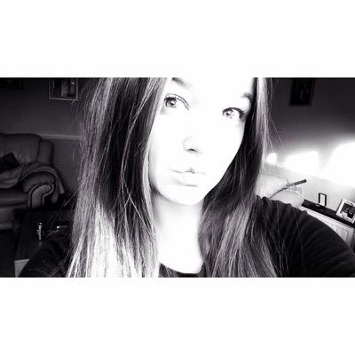 RebeccaKingxxx's profile picture. 