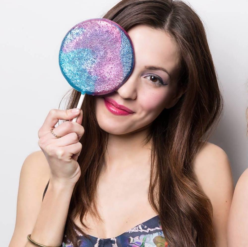 cheriseloren's profile picture. Beauty enthusiast and certified MUA working at Birchbox HQ. I have a love for passionate and motivated people, and my pup Nelli.