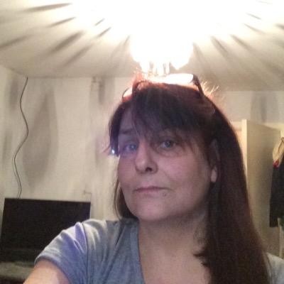 TheIrishUnicorn's profile picture. excuse the rantings and retweets of a soon to be 50 year old!!!!!