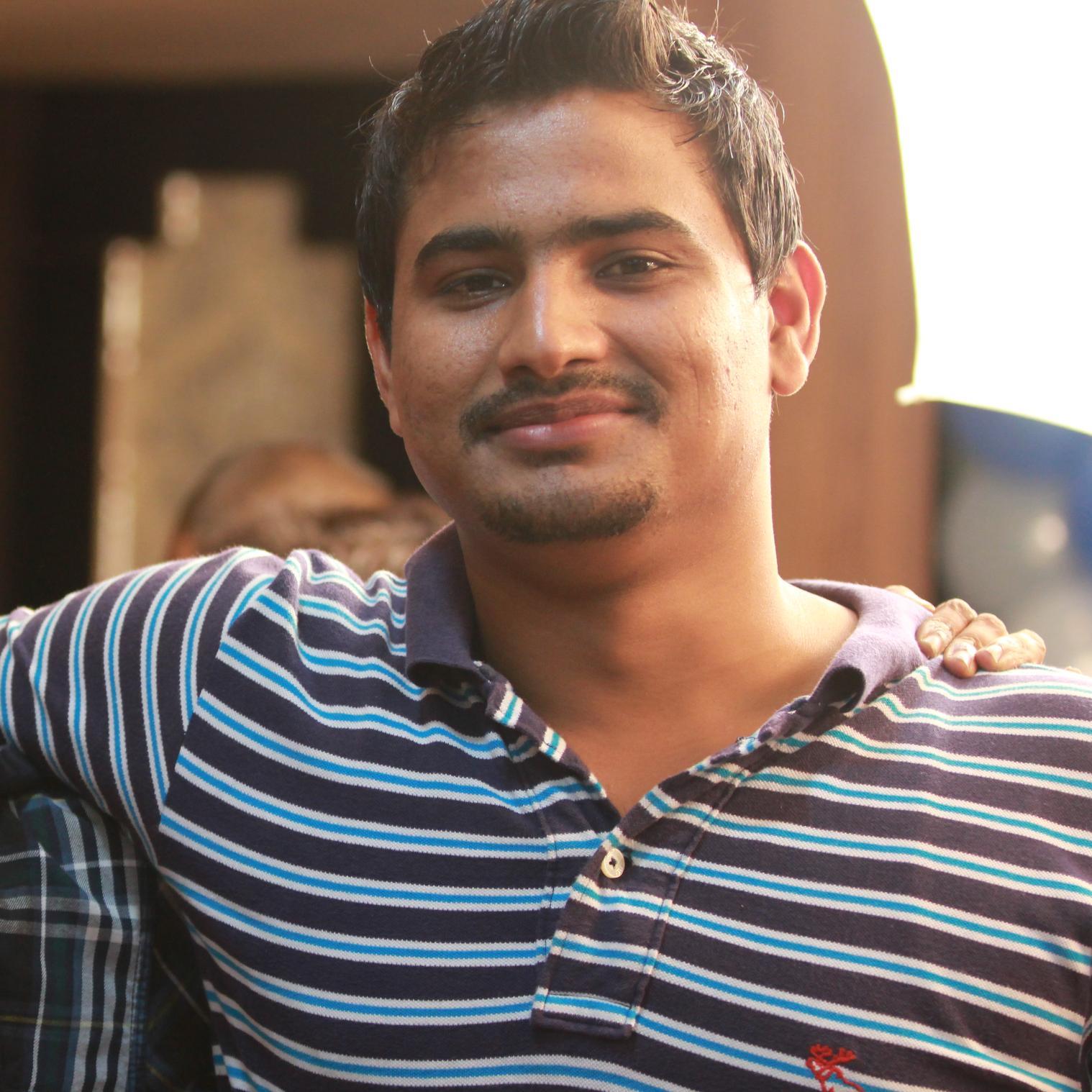 Techy....Dreamer.... Workaholic....Reader...Youtuber...Intellectual....Political....Traveler and lots more :)