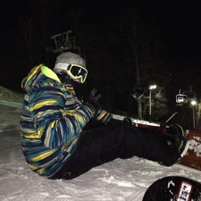 KCCO1993's profile picture. Sometimes when im feeling naughty i like to cover myself with dirt and pretend im a potato