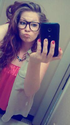 кαyℓαα 21 ♡ i Gottα ƒew Stαℓкers Hαve u Seenum Yet ? Drinking & tweeting .. i ♡ life ; i could take your bitch ..! taken  xoxo