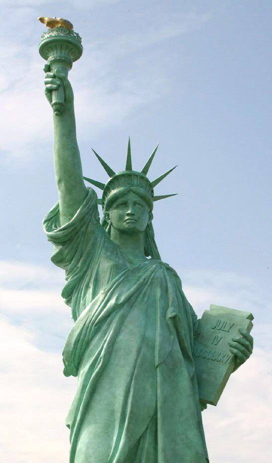 Protection de la vie sur terre et dans l'espace. 
Gone with the wind
L'un n'empêche pas l'autre 💔 

#PatriotesFrance
