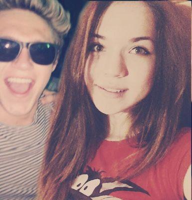 #Directioner Взаимная Айгуль хх 
Russia/Kazan 
B-Day 13.07.1998
