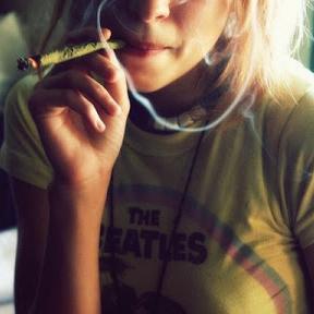 Laberinto de sufrimientos. | Bisexual | Punk-rock.