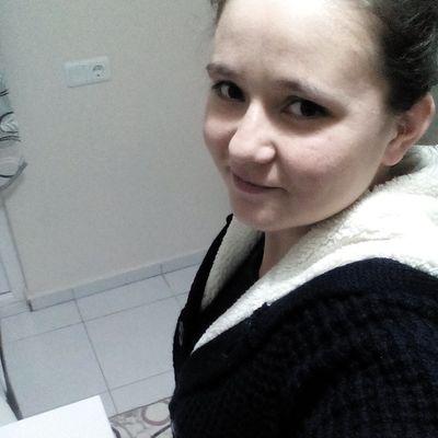 10fbselin's profile picture. 