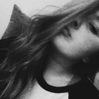 Abi (@brokenbaeby) 's Twitter Profile