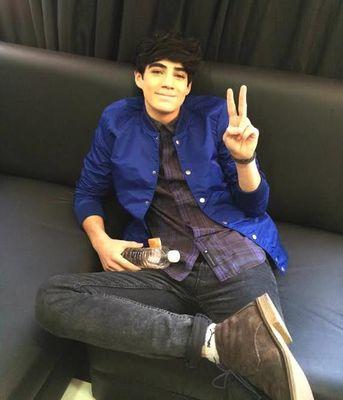 LayshaOP's profile picture. estoy esperando 2 hermosos meses para ver a CD9 en la EXPO TAMPICO ya los quiero ver en el esenario y gritar todo lo mas fuerte q traiga de energia✌✋