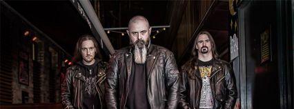 Bass player for @thecrawlingband .Heavy Metal and Tattoo fanatic.